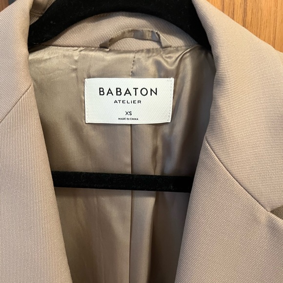Aritzia Babaton Agency Blazer Size XS - Picture 2 of 5